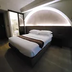 Arcadian Suite&Rooms